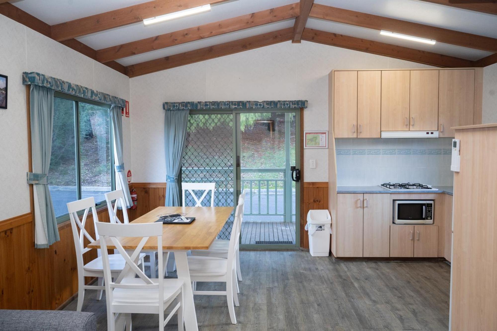 Breeze Holiday Parks - Halls Gap Bagian luar foto